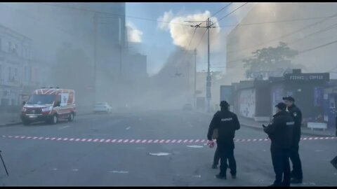 The situation in Kyiv after strikes on power grid facilities, Ukrenergo (Укрэнерго) building