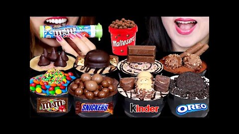 ASMR CHOCOLATE CAKE CUPS (MALTESERS, CARAMEL, OREO, FERRERO, M&M'S, SNICKERS, KINDER, MARSHMALLOW 먹방