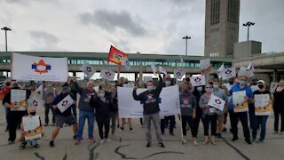 Canada's Border Officials Have Started A Work-To-Rule Strike Ahead Of Travel Rule Changes