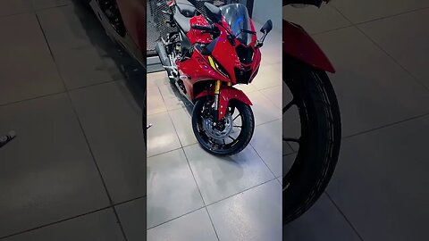 Yamaha R15 V4 Red #youtubeshorts #shorts #rider #viral #viralshorts