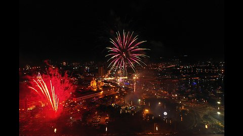 Cartagena da la bienvenida al 2019 con fuegos artificiales