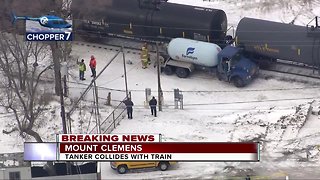 Tanker collides with train in Mount Clemens