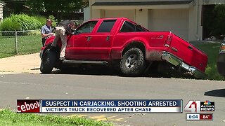 Suspect in KCMO armed carjacking taken into custody after chase