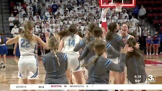 Elkhorn North Girls' Basketball Wins 1st Game at State