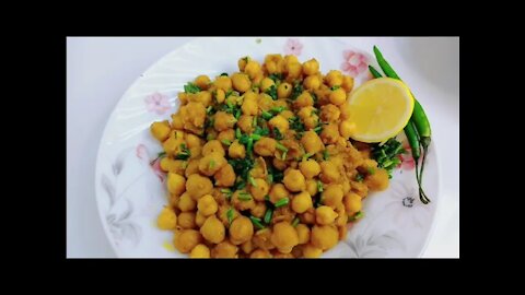 How to make chickpeas curry in 5 minutes | Chana Masala | Spiced chickpeas Curry by royal desi food