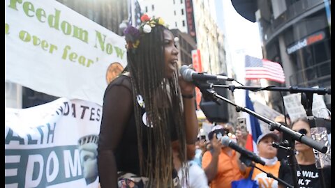 JoSpeaksTruth en espanol - NY Freedom Rally - Times Square - September 18, 2021