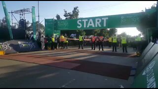 SOUTH AFRICA - Johannesburg Soweto Marathon (Video clips) (axs)