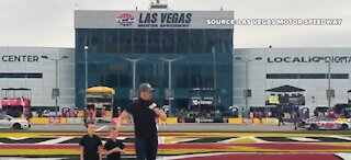 Raiders Derek Carr, Thunderbirds help kick off NASCAR race in Las Vegas