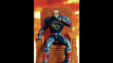 Lex Luthor Power Suit and throne accessory