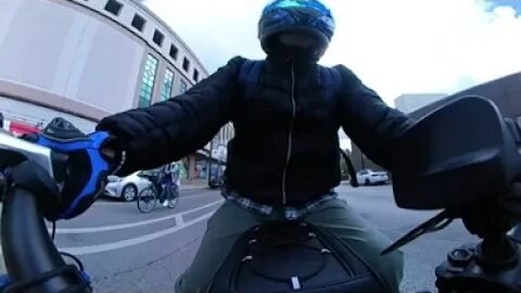 ARIEL RIDER X-CLASS 52V : OOPSY CUT OFF A BICYCLIST : COMMUTE FROM DOWNTOWN IN 360° : PIXPRO : PT.2