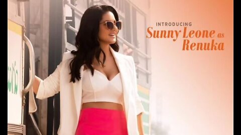 Ginna: Sunny Leone looks trendy in the character poster