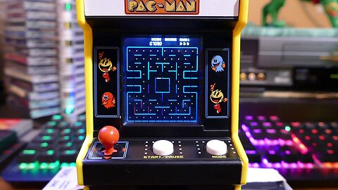 Basic Fun Arcade Classics - Pac-Man Color LCD Retro Mini Arcade Game