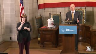 Gov. Ricketts urges residents to take COVID-19 seriously as cases rise, extends SNAP benefits