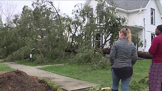 Tornado touched down in Medina County Tuesday night causing EF-1 damage, NWS says