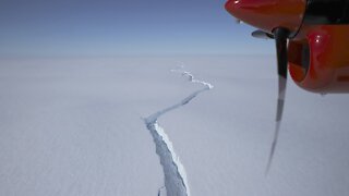 490-Square-Mile Iceberg Breaks Off Antarctica