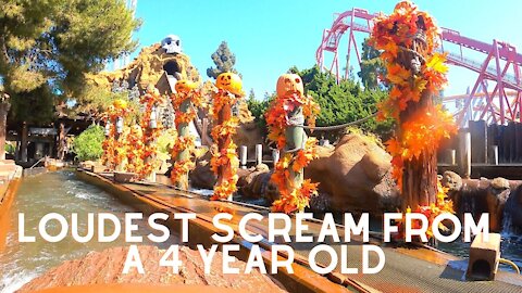 Halloween Themed Log Ride Is Awesome! Knotts Berry Farm