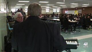 Jazz Cafe visits Central Middle School