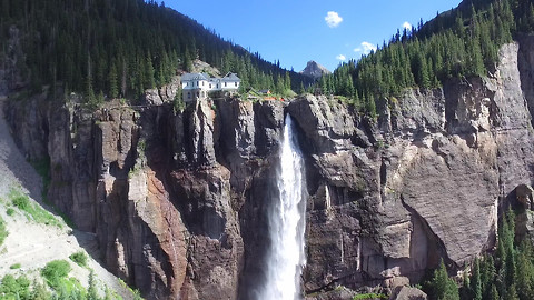Drone spectacularly captures majestic beauty of Colorado