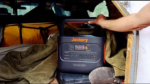 Understanding Portable Power - The Jackery 1000 Pro Solar Generator, PERFECT for NOMADS
