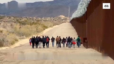 Illegal Chinese Migrants Crossing The US Southern Border