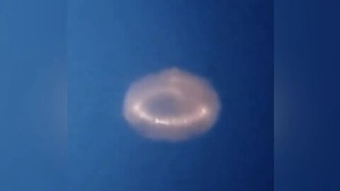 Bizarre UFO Cloud With Portal Like Ring Filmed From Witnesses Home