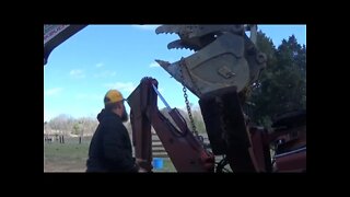 Ditch Witch bucket removal