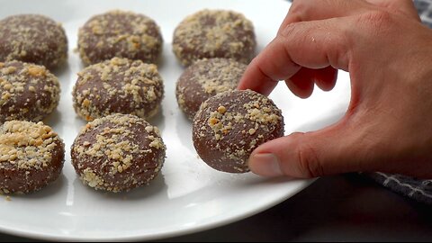 Condensed Milk Chocolate Truffles Recipe _ easy desserts with biscuits