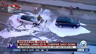 Northbound Turnpike crash hampers traffic near Boynton Beach Boulevard exit