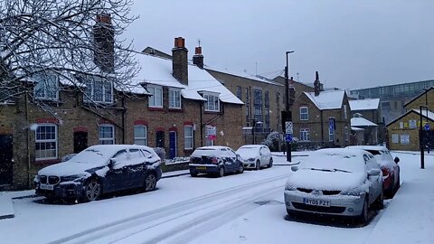 Snowing in Brentford, West London. 20210124