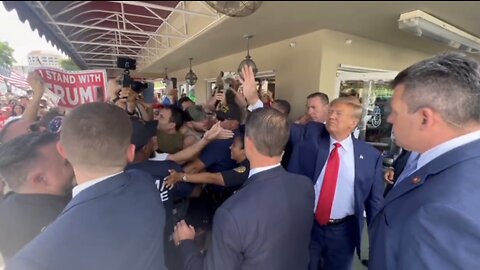 Trump Visits Cuban Cafe After Arraignment!