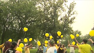 Group gathers in Denver to remember COVID-19 victims, survivors