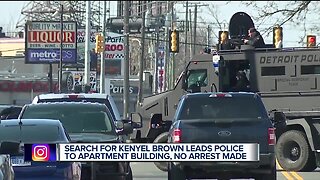 U.S. Marshals urging people with Kenyel Brown to call police, turn him in