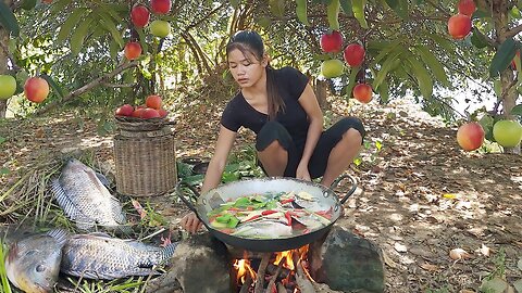 Survival Catch and cook: Fish spicy chili steamed so delicious food for dinner, Adventure in forest