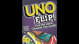 UNO Flip card game (2019, Mattel) -- What's Inside