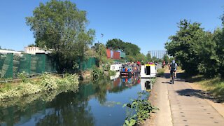 London Canal life