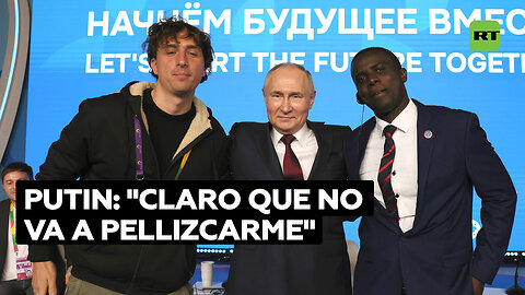 Joven italiano solicita una fotografía a Vladímir Putin para demostrar que es humano