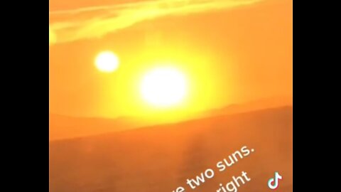 More Footage of Twin Suns?