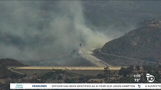 Bonsall brush fire halts traffic along Interstate 15