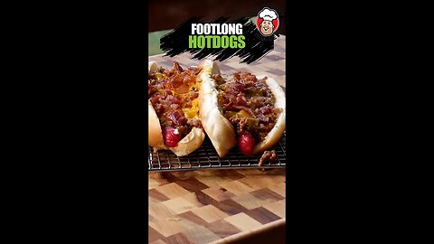 Footlong Hot Dogs on the Blackstone Griddle #hungryhussey #hotdogs #blackstonegriddle