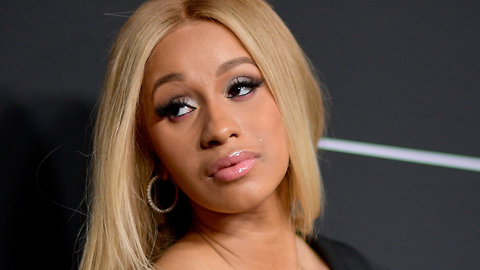 Cardi B CHANGES Her Mind About Getting Back With Offset! LOVING The Single Life!