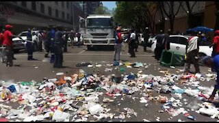 SOUTH AFRICA - Johannesburg - Tshwane municipal workers and Samwu Salary Increase Strike (Video) (GpB)