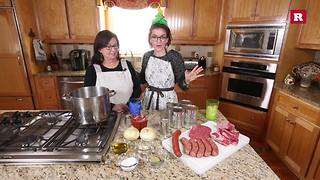 Elissa the Mom makes Rose's sauce for Christmas | Elissa the Mom