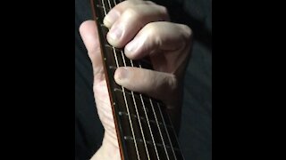 Guitar Lesson - 3 finger Hammer On And Pull Off - 3 Half Steps