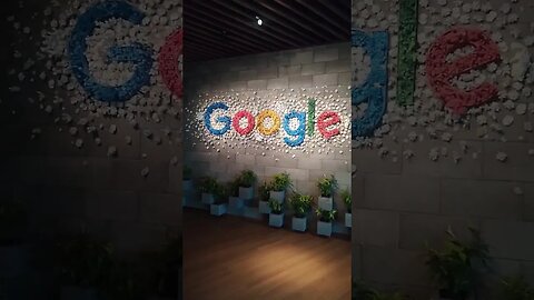 Berkunjung ke Kantor Google