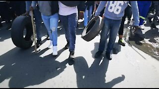 SOUTH AFRICA - Johannesburg - Alexandra residents march to Sandton (videos) (PXj)