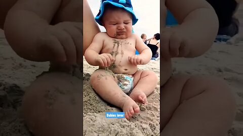 "Beach Babble: Hilarious Baby Reactions That'll Make Waves of Laughter!"