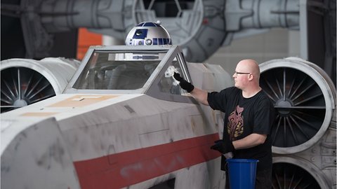 'Star Wars: Episode IX' Leaked Photos Reveal Original Ship