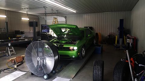 2014 6.4L HEMI Dodge Challenger Featuring MMX NSR Chopstix Camshaft & Longtube Headers Build by MMX