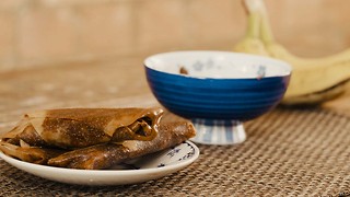 10-minute Nutella and banana glazed spring roll recipe