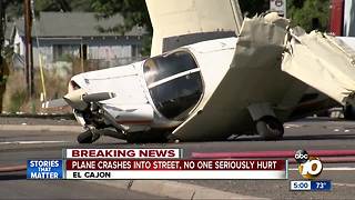 Small plane crashes in El Cajon Neighborhood